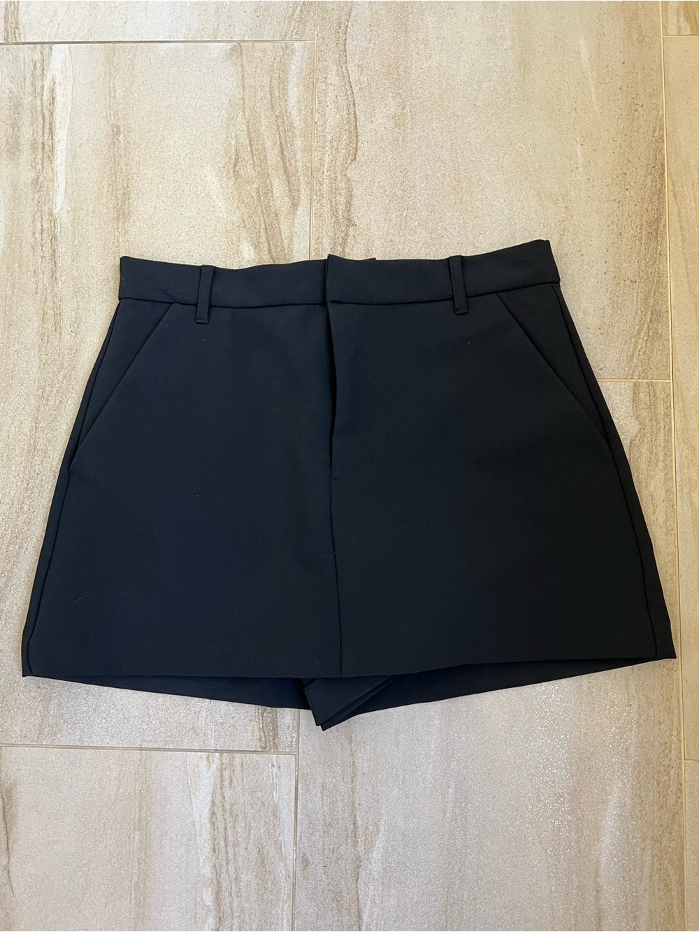 Zara Black Tailored Shorts with Belt Loops
